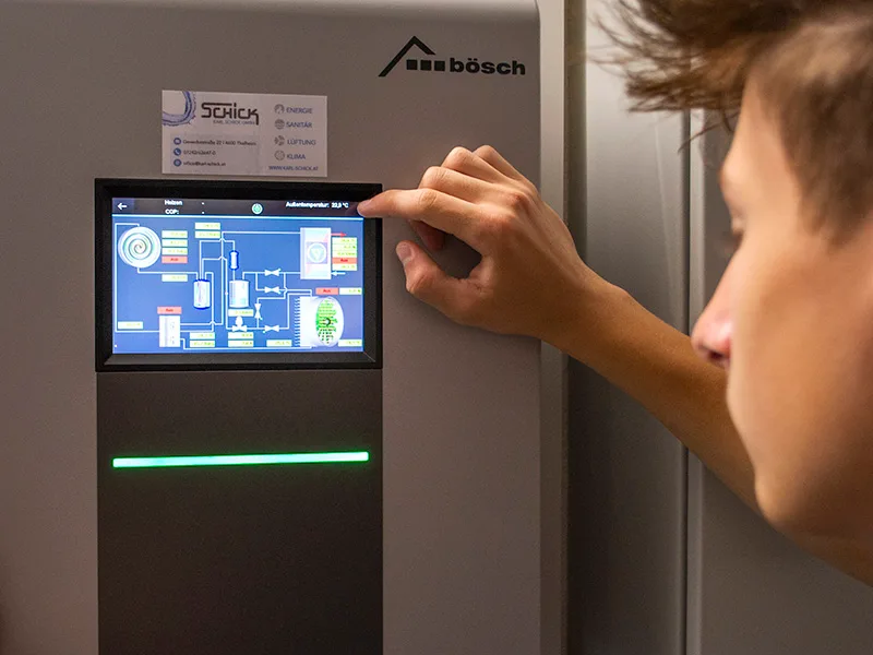 Bedienung einer Heizungsregelung mit Touchdisplay